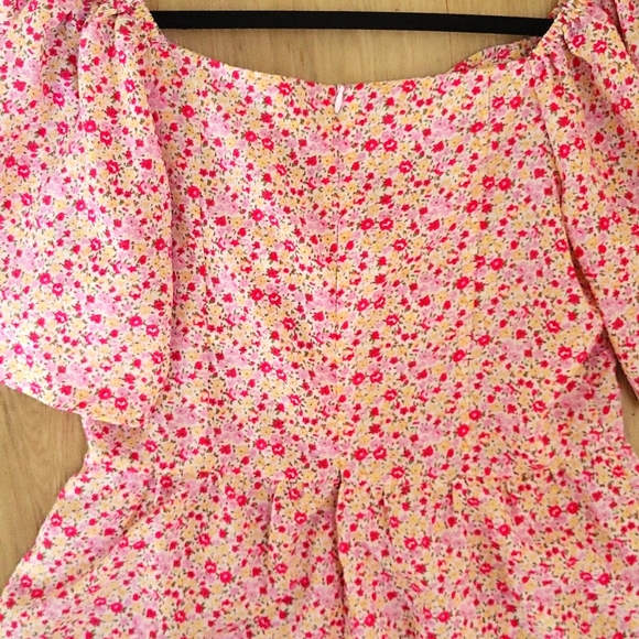 Nastygal floral romper with sweetheart neckline UK 10/ US 6 - Picture 4 of 5